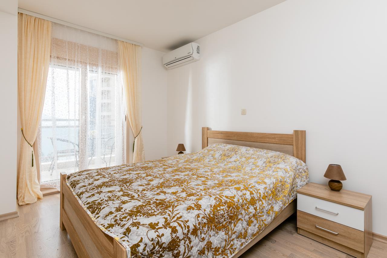 Primus Apartments Impera Budva Kültér fotó